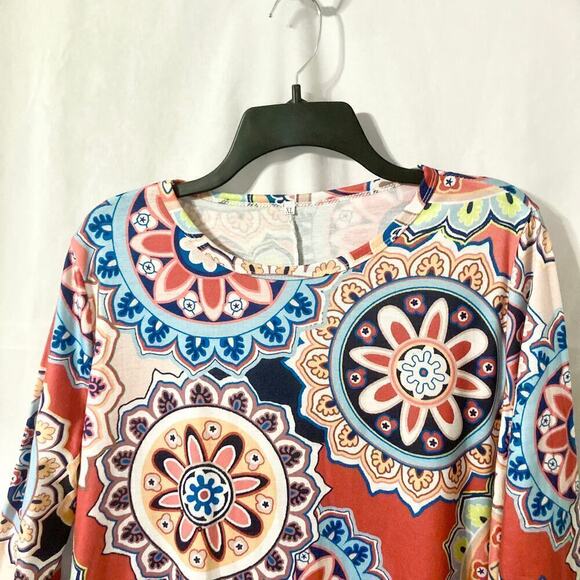 Women's XL Boho Medallion Print Tunic Dress with Pockets - Picture 5 of 9